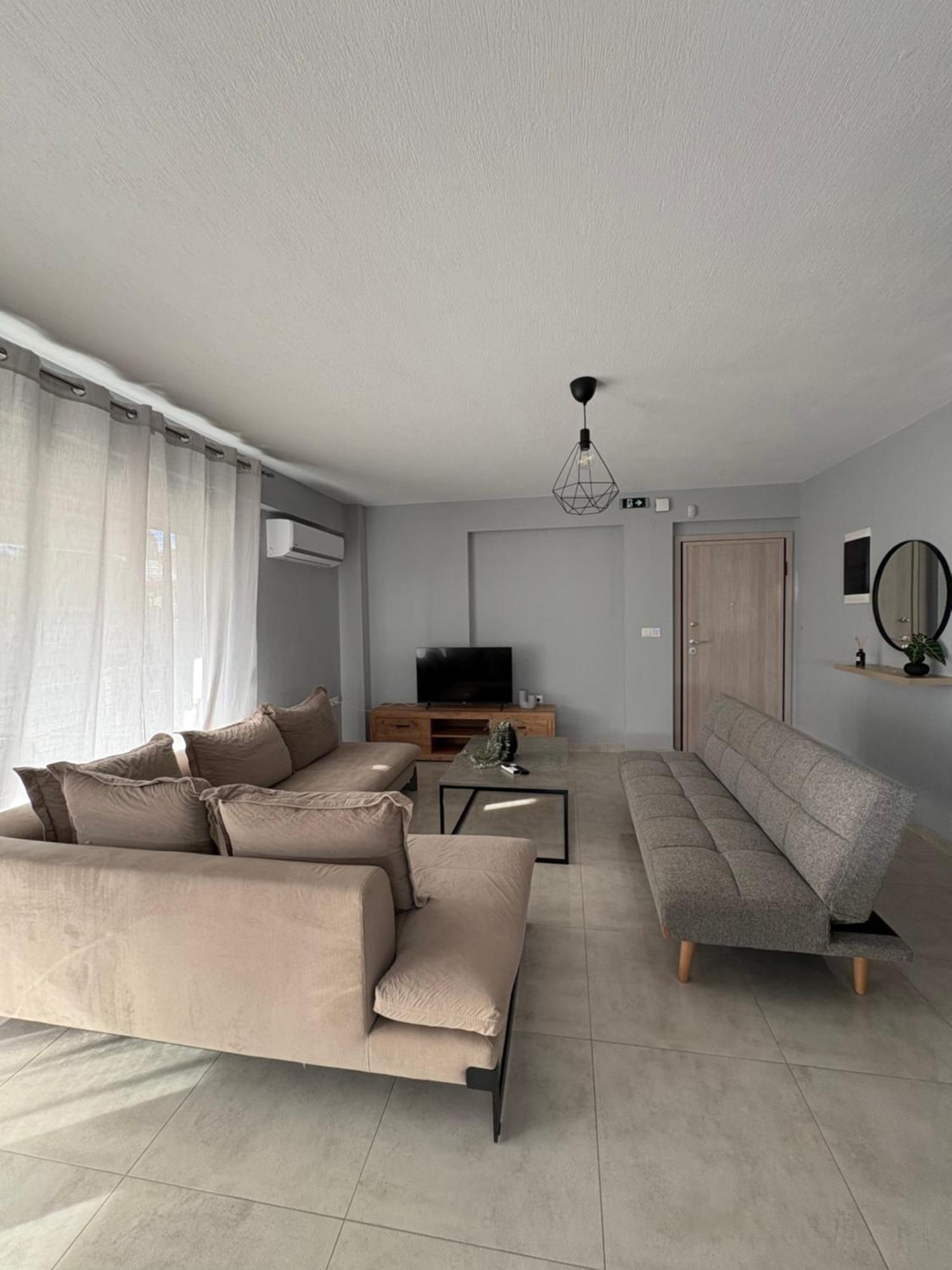 Elinor Apartments Флогита Экстерьер фото