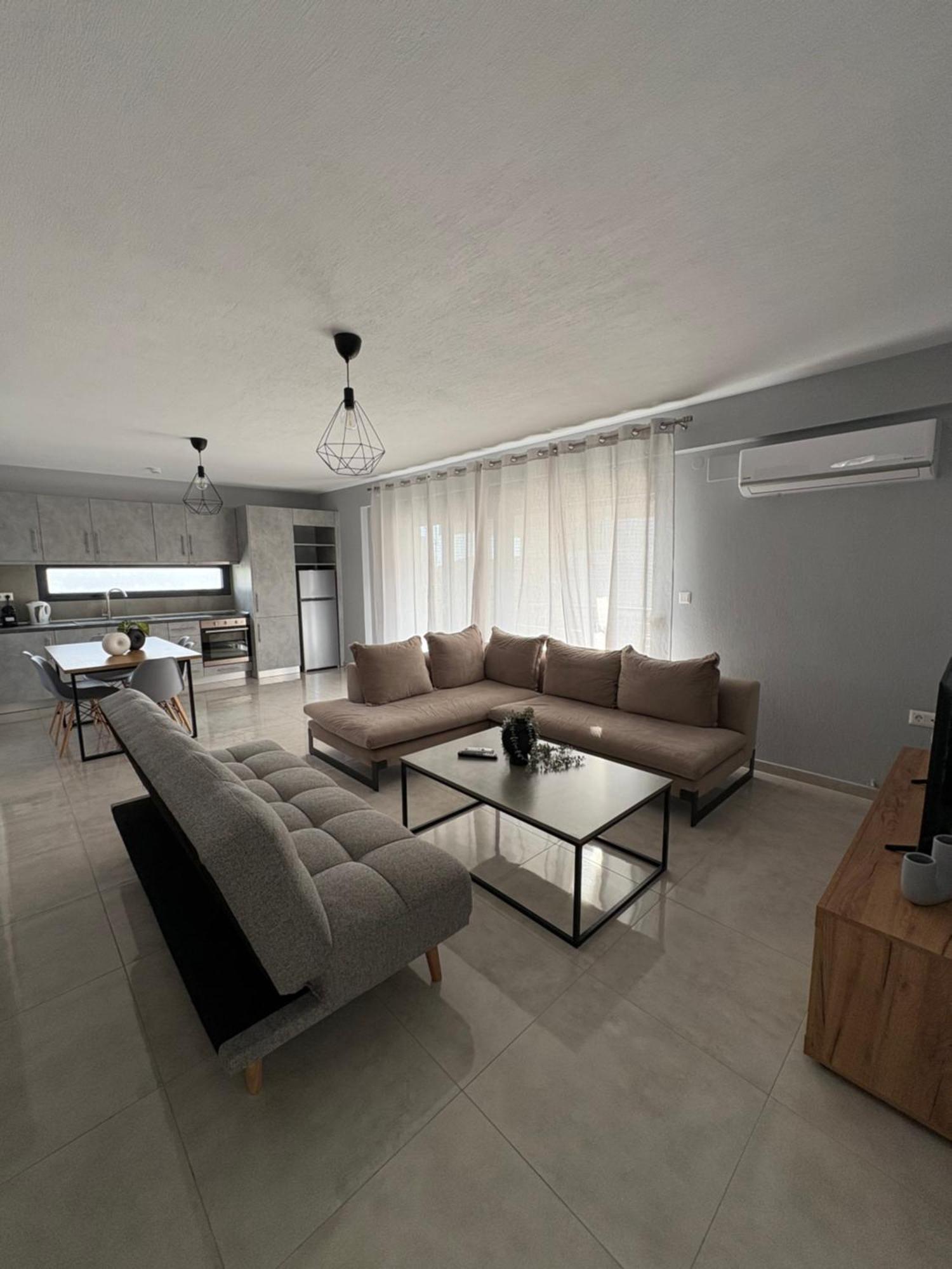 Elinor Apartments Флогита Экстерьер фото