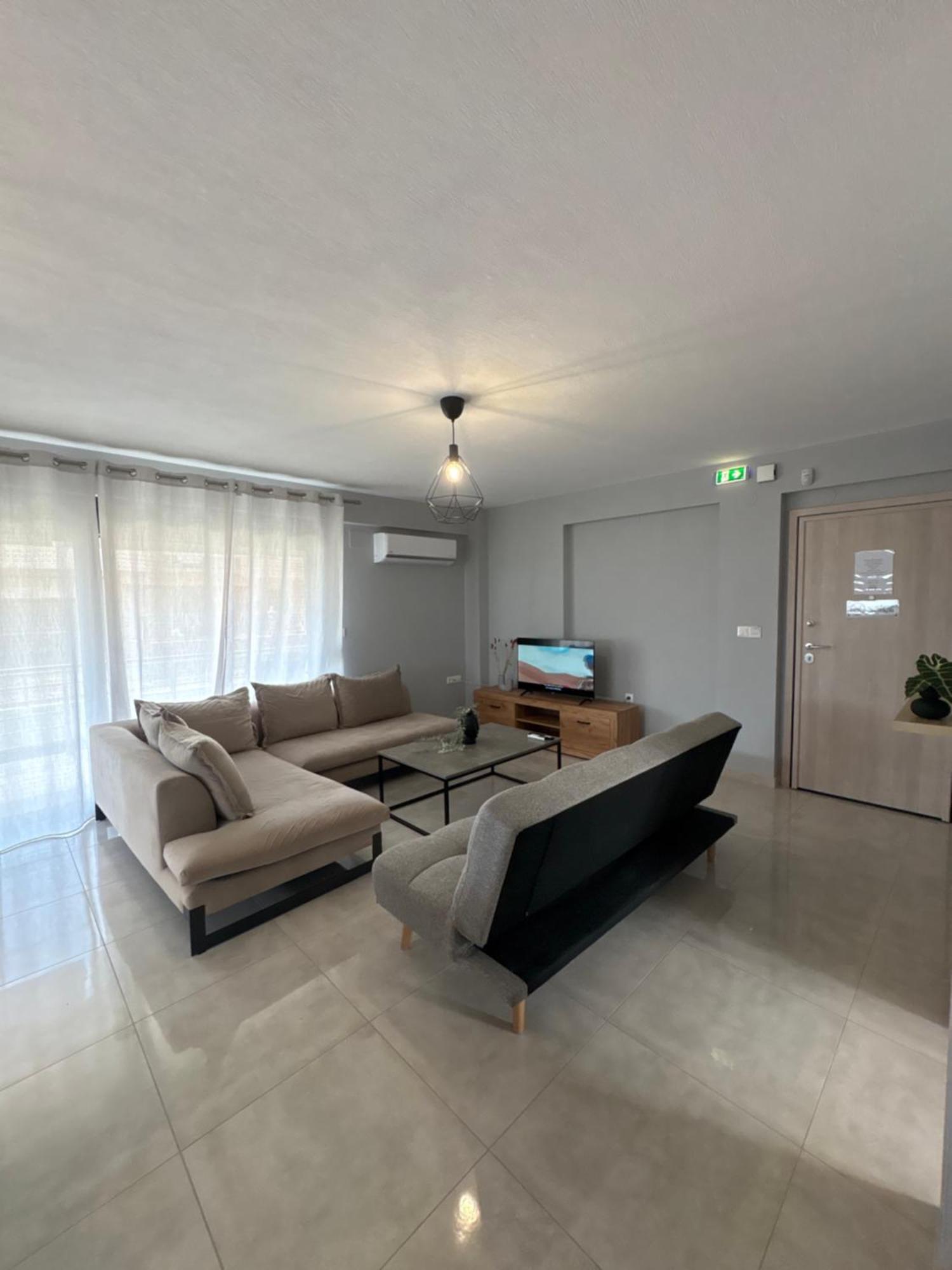 Elinor Apartments Флогита Экстерьер фото